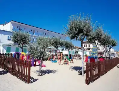 Diána - 13
