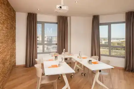 Madrid Airport Suites, Affiliated by Meliá - 32