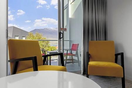 Scenic Suites - 75