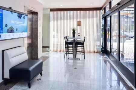 Best Western Hollywood Plaza Inn - Hollywood Walk Of Fame - La - 7