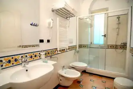 Bellevue Suite - 85