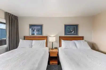 Breeze Inn - 64