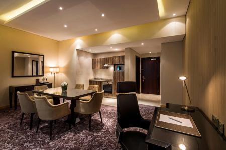 Golden Tulip - 74