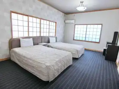 Yurakuan Miyazaki - 105