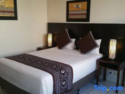 Smugglers Cove Beach Resort & - 48
