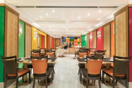Hôtel Le Cardinal by Happyculture - 14