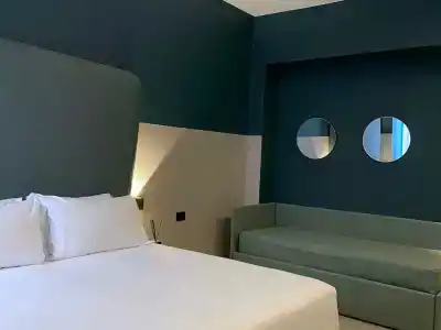 Av Boutique - 36