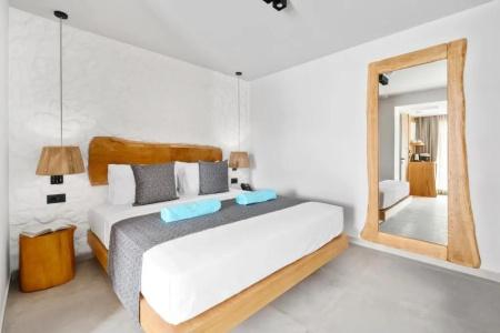 Emily's Luxury Suites - 27