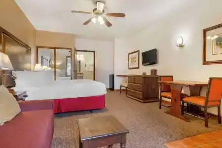 Best Western Plus Hacienda Old Town - 40