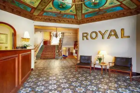 Royal - 1