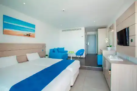Limanaki Beach & Suites - 113
