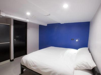 Jellybean The Blocks Hostel Sukhumvit 10 - 2