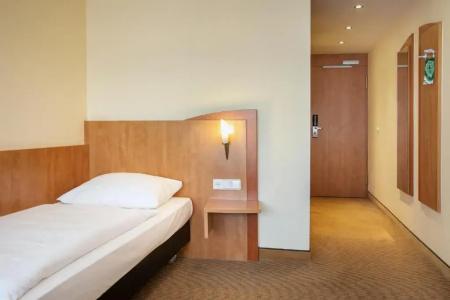 Michel Braunschweig (ehem. Mercure Atrium) - 44