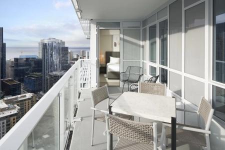Level Seattle - South Lake Union - 7