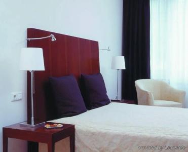 Metropolitan by Flemings - 40