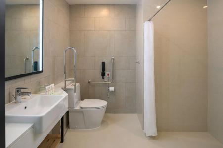 Holiday Inn & Suites Siracha Laemchabang, An Ihg - 51