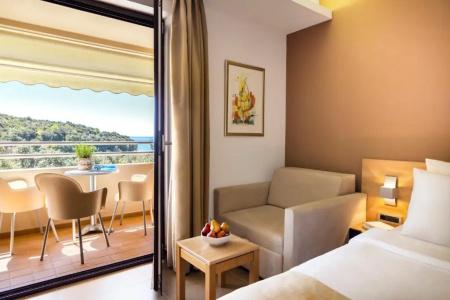 Resort Petalon - 100