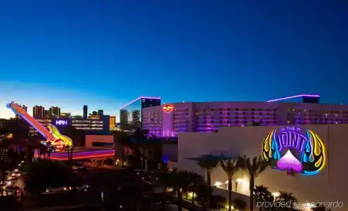 Virgins Las Vegas, Curio Collection by Hilton - 25