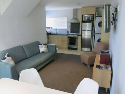 Merivale Manor - 14