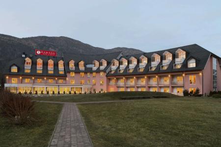 Ramada & Suites Kranjska Gora - 0