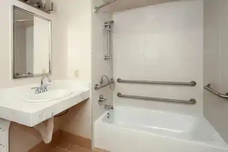 Best Western Plus - 108