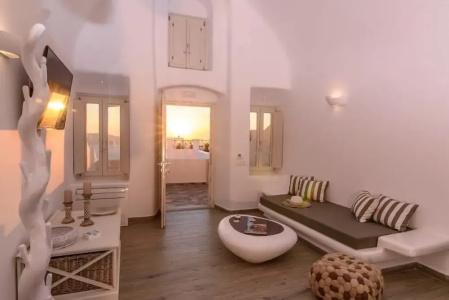 Angel Luxury Suites - 106