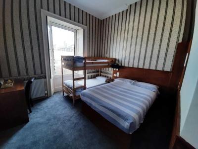Adelphi - 5