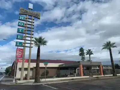Red Roof Inn Tucson Downtown - University - 23