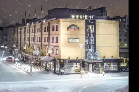 Arctic City - 15