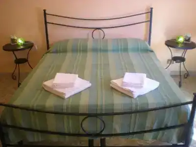 b&b Gate 52 - 28