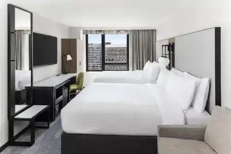 SpringHill Suites by Marriott New York Manhattan/Times Square South - 4