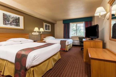 Ramada by Wyndham Portland - 14