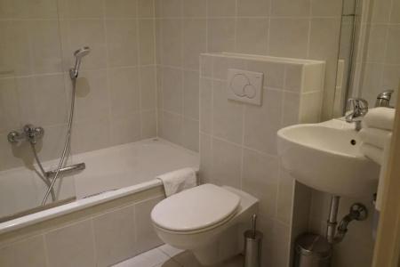 Corner House - 32