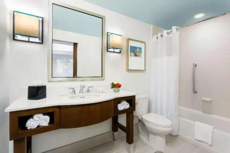 Hilton Garden Inn / The Keys Collection - 89