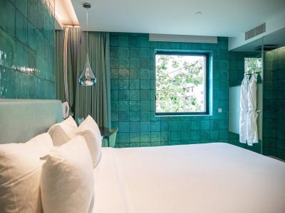 Wc By The Beautiques - 1