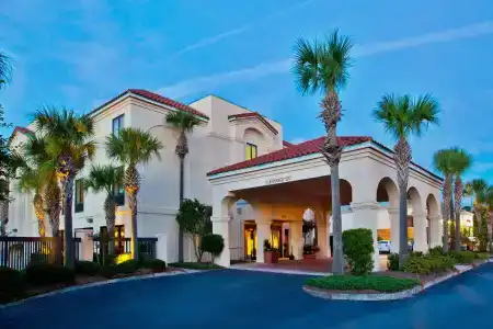 Hampton Inn St. Simons Island - 19