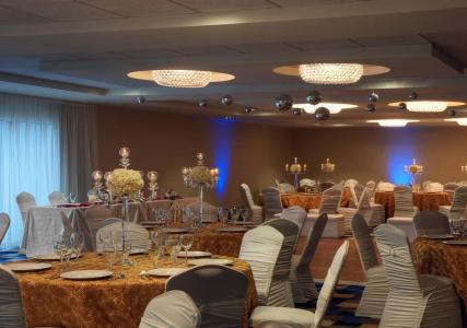 Four Points by Sheraton Downtown - 22