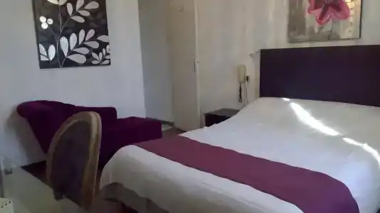 De La Bastide - 6