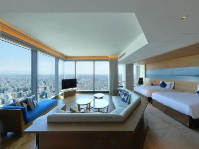 Nagoya Prince Sky Tower - 6