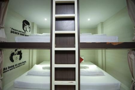 Sleep Walker Poshtel - 51