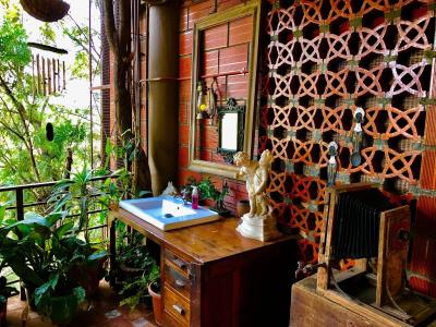 Golden Lotus Bangalore Boutique Suites - 9