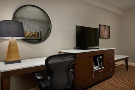 Virginia Crossings, Tapestry Collection by Hilton - 40