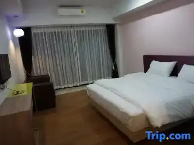 Phatra Boutique - 17