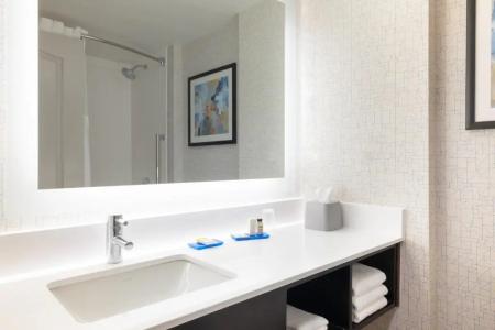 Holiday Inn Express & Suites Boston -, an IHG - 17