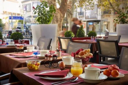 Hôtel Saint Christophe - 12