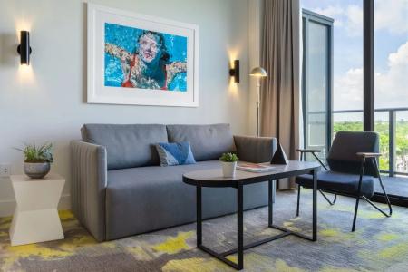Hyde Suites Midtown - 42