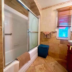 Villa Sinclair Beach Suites and Spa - 77
