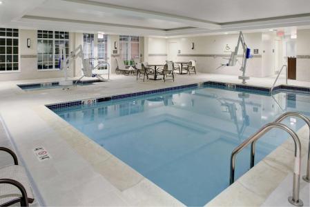 Hampton Inn & Suites, Vt - 11