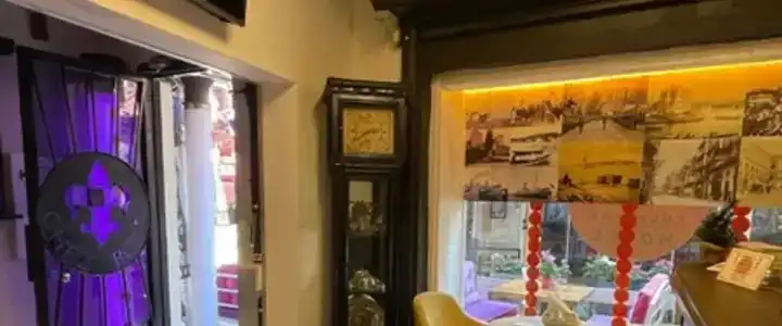 Chez Bore Butique - 9