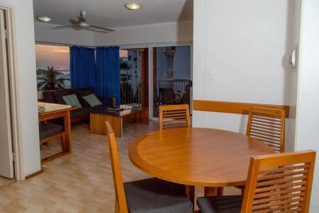 Cullen Bay Resorts - 90